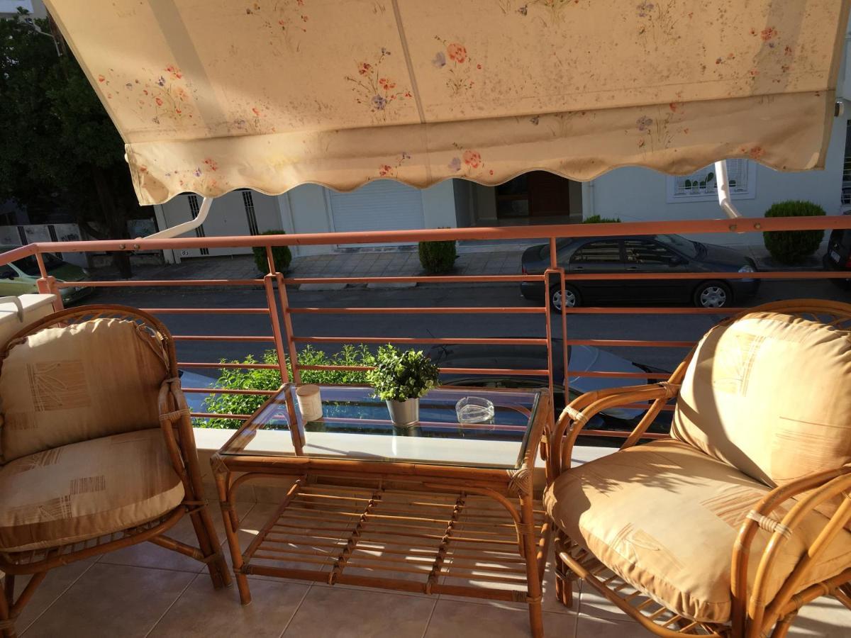 Chris 1 Apartment Каламата Екстериор снимка