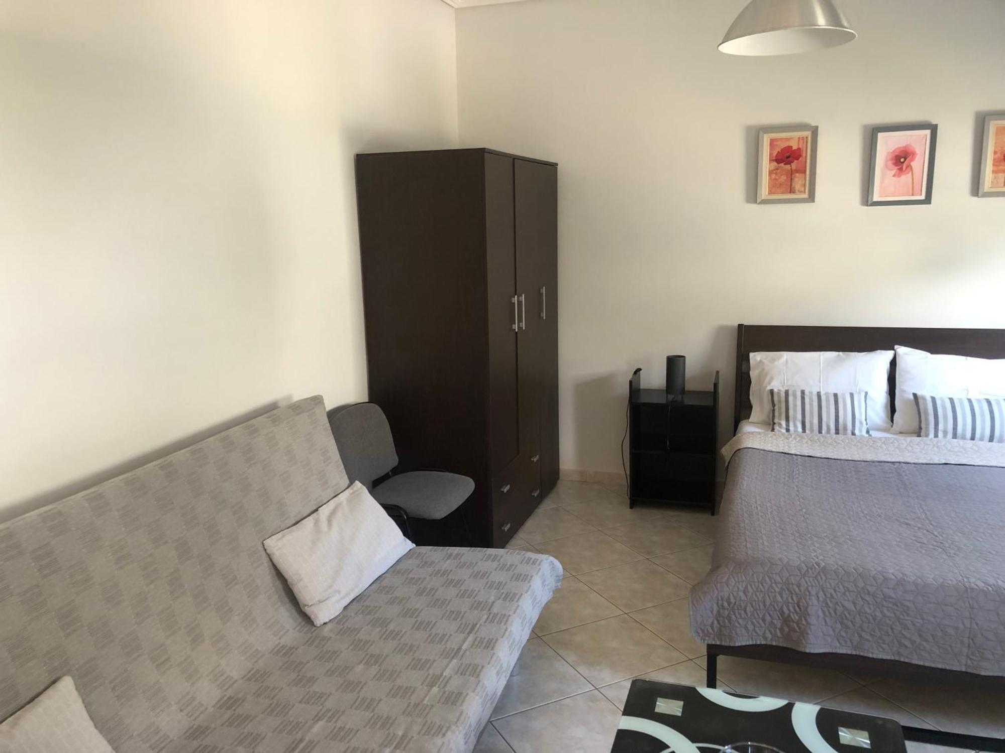 Chris 1 Apartment Каламата Екстериор снимка